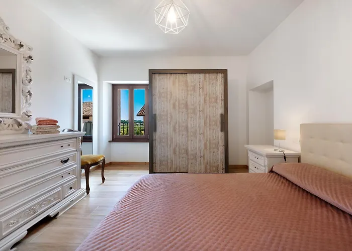 Casa Loppia 2022 * Caprino Veronese