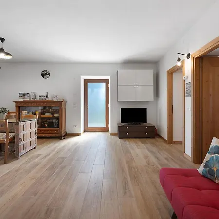 Casa Loppia 2022 * Caprino Veronese
