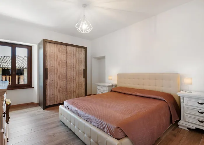 Casa Loppia 2022 *