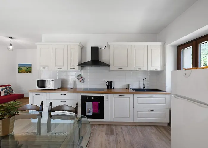 Casa Loppia 2022 شقة *